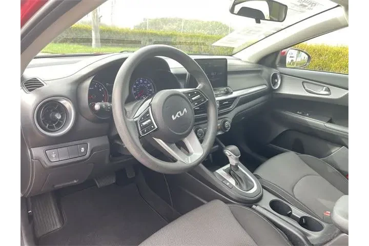 $17999 : Kia Forte 2023 LXS 4dr Sedan image 10
