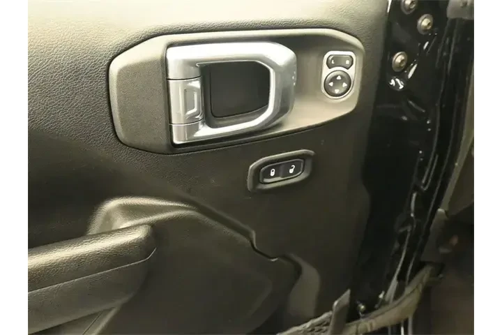 $27782 : Jeep Wrangler 2022 4x4 Sport image 10