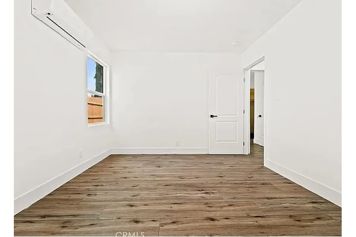 $4000 : Nice 3 bedroom house image 8