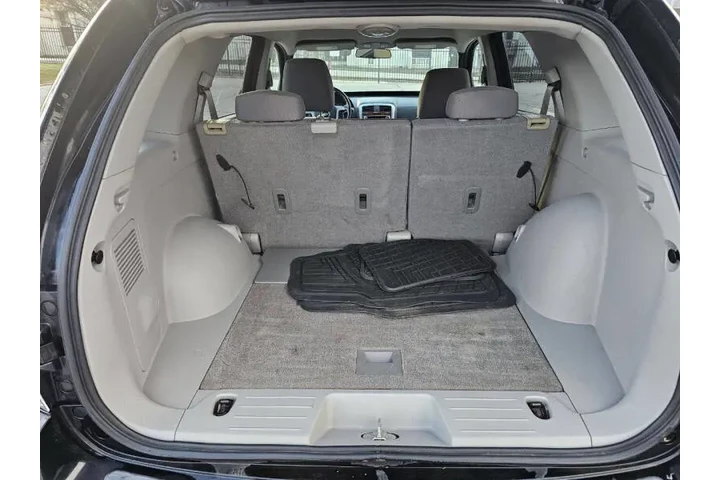 $3250 : 2008 Equinox LT image 9