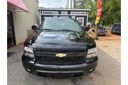 $9999 : 2011 Suburban LT thumbnail