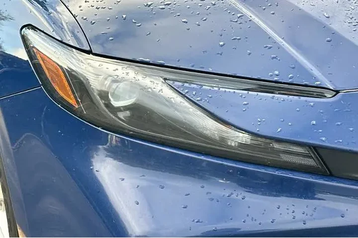 $29995 : Toyota Camry 2025 AWD LE 4dr image 9