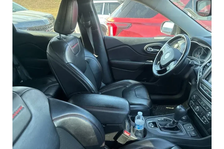 $21890 : Jeep Cherokee 2021 4x4 Trail image 5