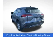 $21635 : Toyota Corolla Cross 2022 AW thumbnail