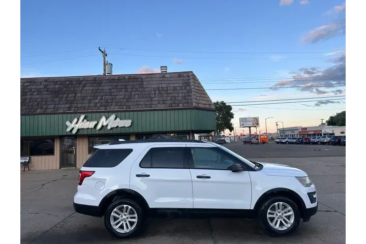 $15500 : 2016 Explorer ONLY 69,000 Mil image 9