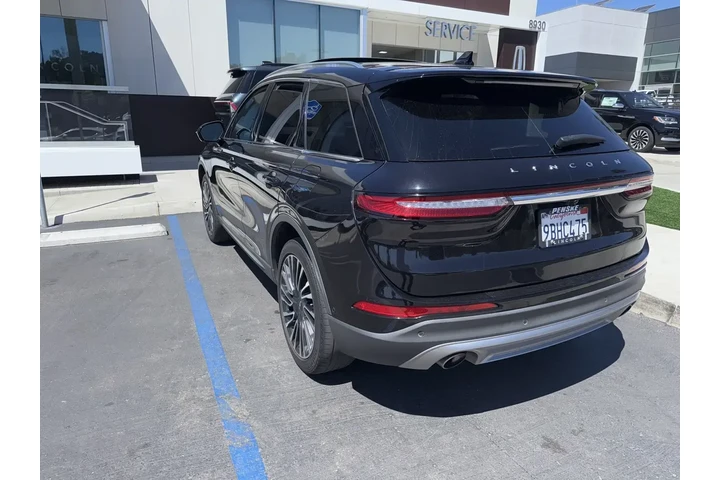 $28900 : Lincoln Corsair 2022 Reserve image 8