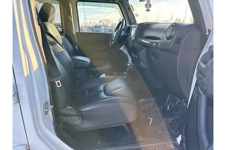 $13000 : Jeep Wrangler Unlimited 2014 image 10