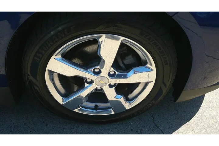 $8999 : 2012 Volt Premium image 10