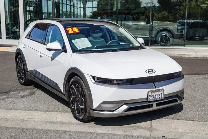 $31000 : Hyundai IONIQ 5 2024 Limited image 3