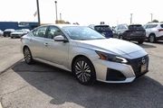 $18888 : 2023 Altima 2.5 SV thumbnail