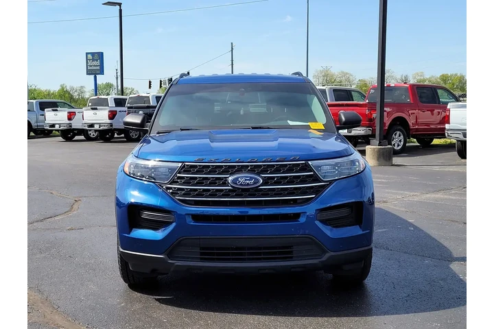 $27995 : Ford Explorer 2023 AWD XLT 4 image 9