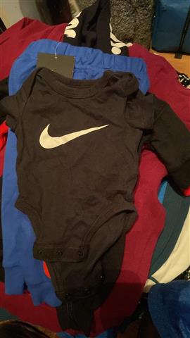 $70 : Pacas de ropa bebé mixto image 5