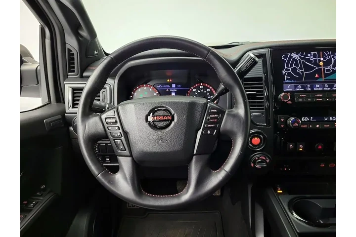 $38998 : Nissan Titan 2021 4x4 PRO-4X image 10