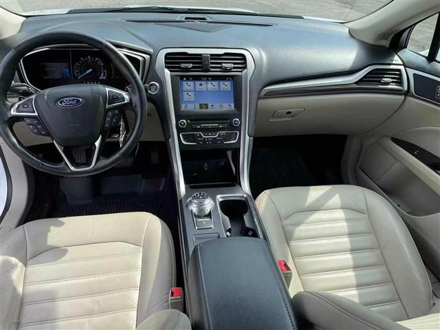 $17900 : FORD FUSION FORD FUSION image 8