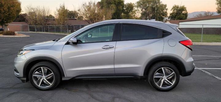 $20500 : 2022 HR-V EX image 6