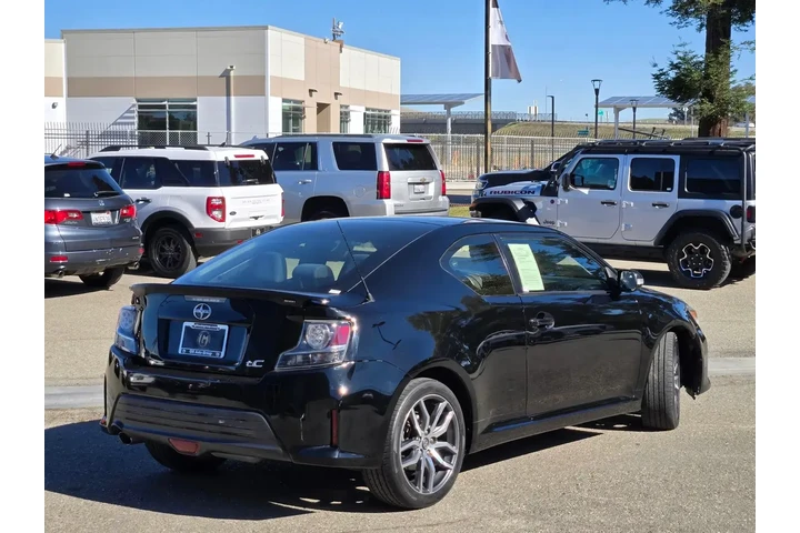 $11888 : Scion tC 2014 2dr Coupe 6A image 4