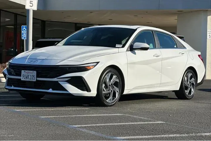 $29359 : Hyundai ELANTRA Hybrid 2025 image 7