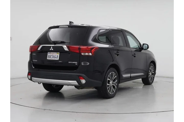 $14998 : Mitsubishi Outlander 2017 SE image 8