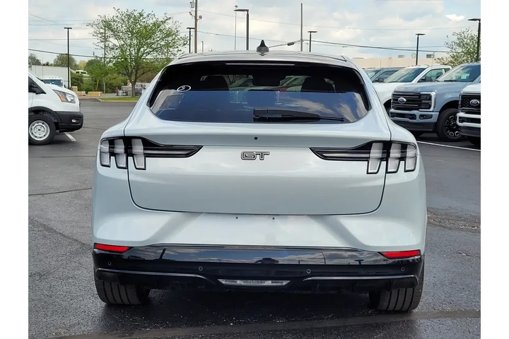 $38292 : Ford Mustang Mach-E 2023 AWD image 5