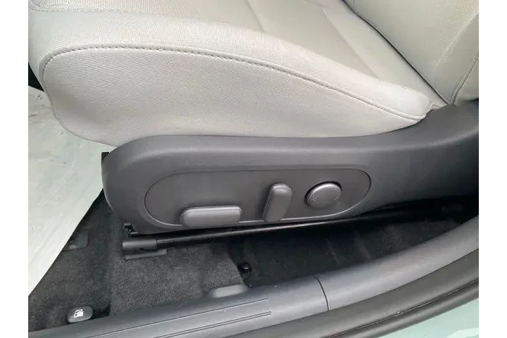 $19799 : Hyundai KONA 2025 AWD SEL 4d image 4