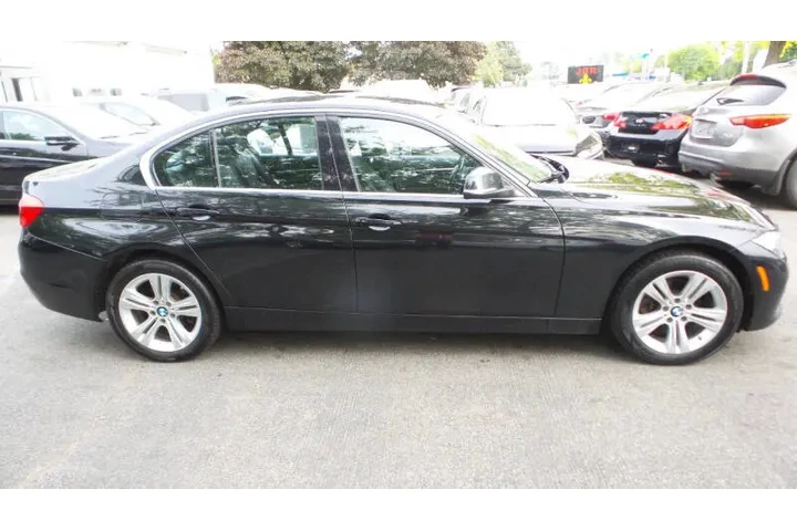 $11975 : 2017 BMW 3 Series 330i xDrive image 5