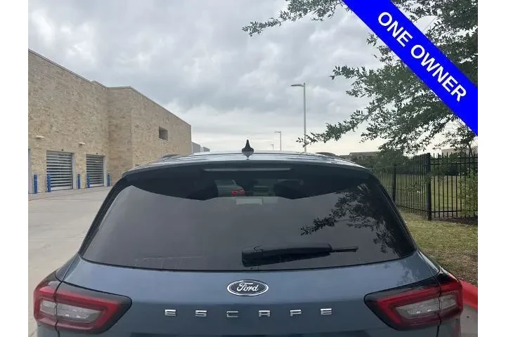$20495 : Ford Escape 2023 ST-Line 4dr image 7
