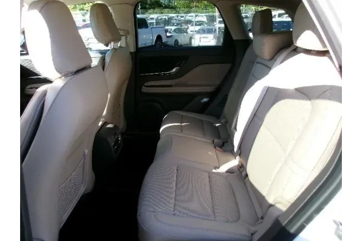 $30996 : Lincoln Corsair 2022 AWD Sta image 7