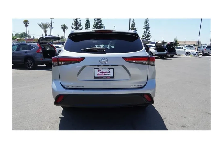 $25784 : 2020 Highlander XLE image 7