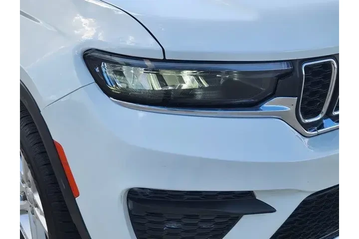 $22563 : Jeep Grand Cherokee 2023 4x2 image 9