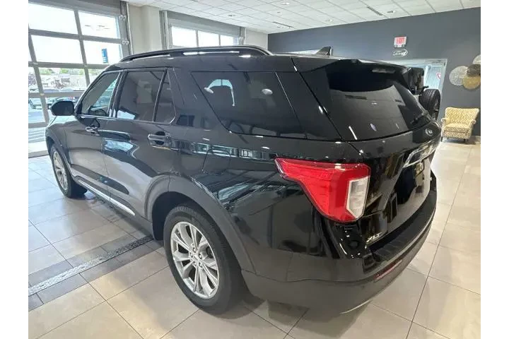 $34862 : Ford Explorer 2023 AWD XLT 4 image 5