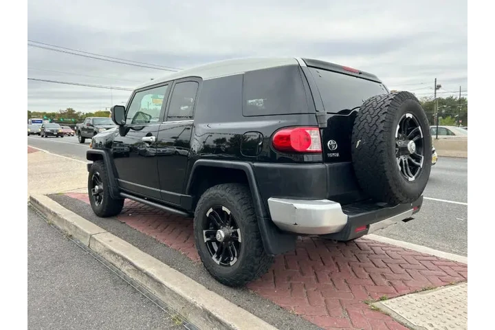$8495 : 2007 FJ Cruiser image 6