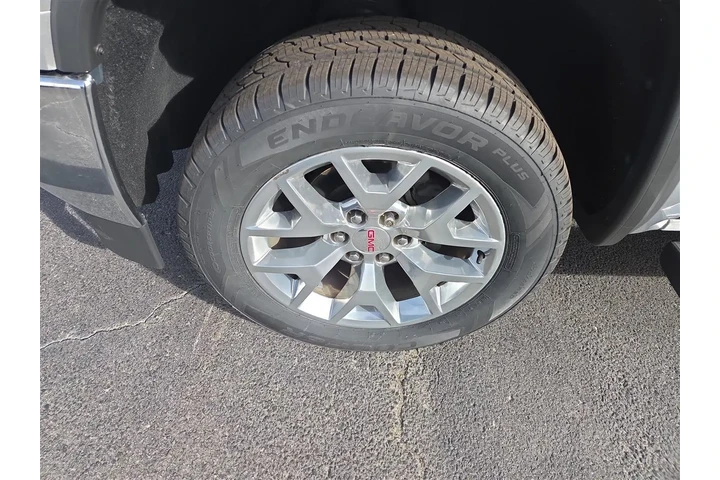 $31995 : 2018 GMC Sierra 1500 SLT Crew image 9