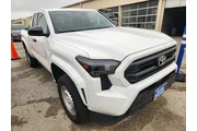 $27500 : Toyota Tacoma 2024 4x2 SR 2d thumbnail