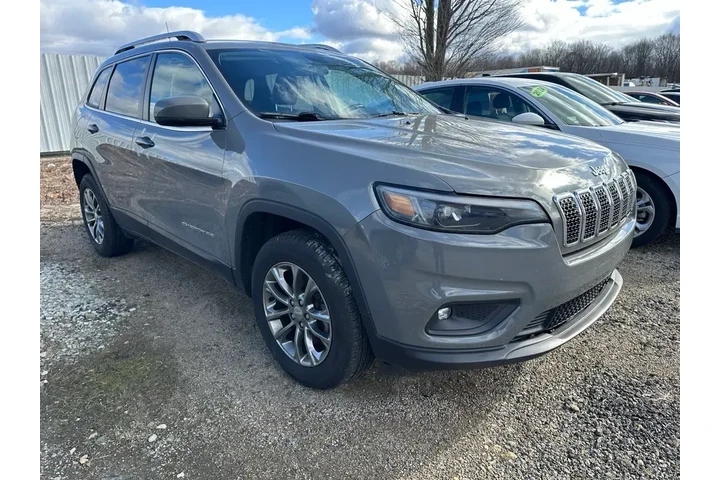 Jeep Cherokee 2019 4x4 Latit image 4