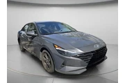 $17224 : Hyundai ELANTRA 2023 SEL 4dr thumbnail