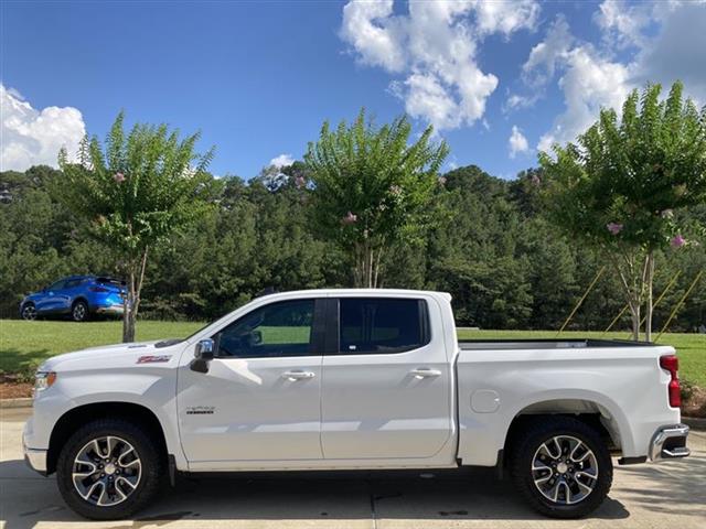 $42918 : 2022 Silverado 1500 LT Crew C image 8