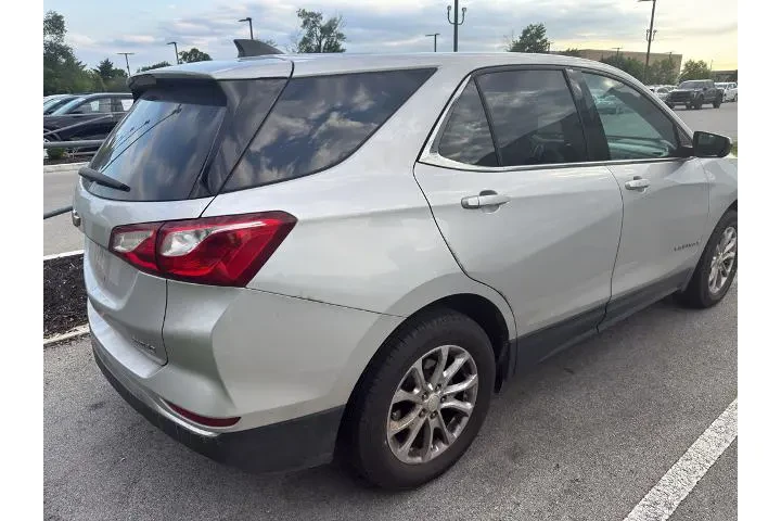 $13750 : Chevrolet Equinox 2020 4x4 L image 2