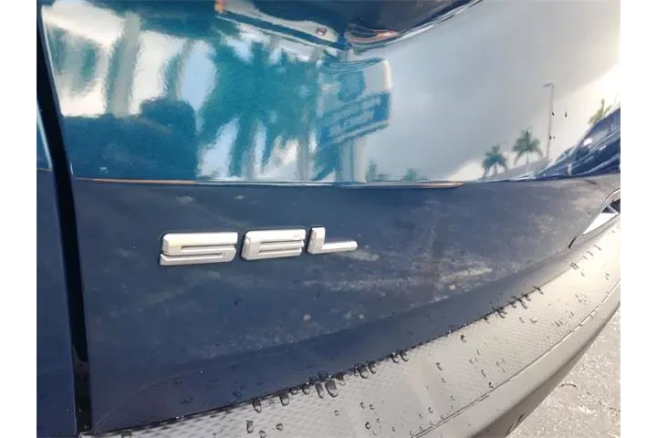 $10990 : Ford Escape 2020 SEL 4dr SUV image 5