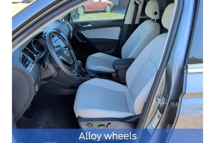 $16777 : Volkswagen Tiguan 2021 AWD S image 10