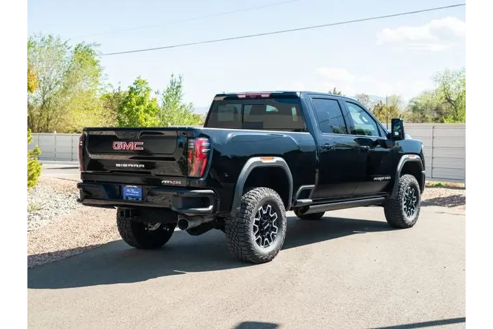 $98988 : 2025 Sierra 2500HD AT4X image 4