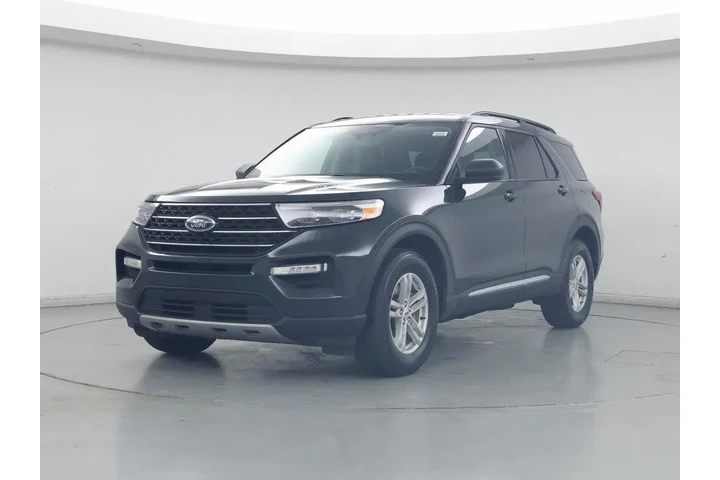 $30998 : Ford Explorer 2023 AWD XLT 4 image 4
