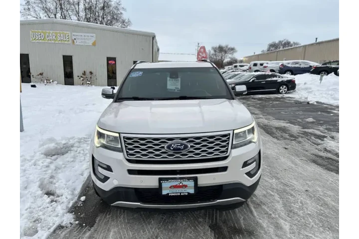 $15990 : 2017 Explorer Platinum image 9