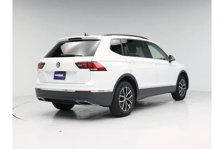$19998 : Volkswagen Tiguan 2020 SE 4d image 8
