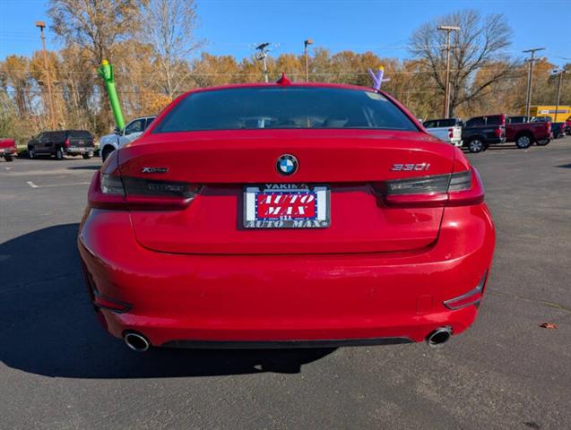 $25199 : 2020 BMW 3 Series 330i xDrive image 8