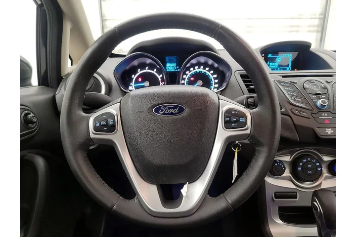 $11599 : Ford Fiesta 2016 SE 4dr Seda image 10