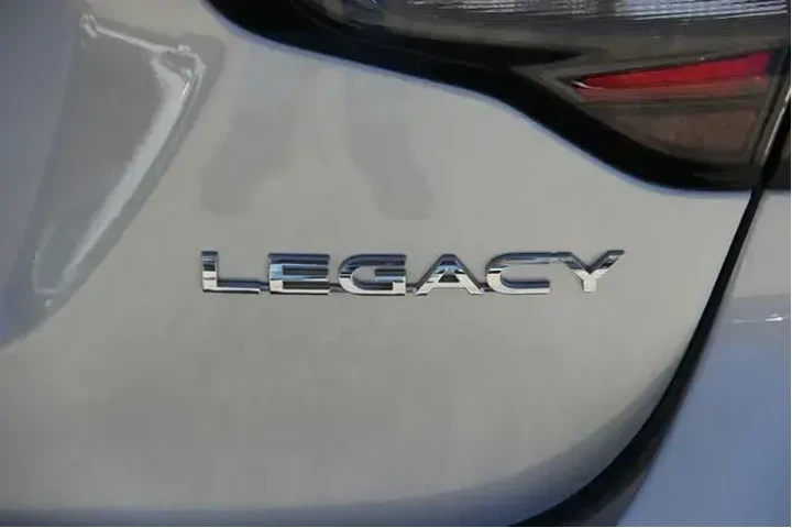 $32680 : Subaru Legacy 2025 AWD Limit image 9