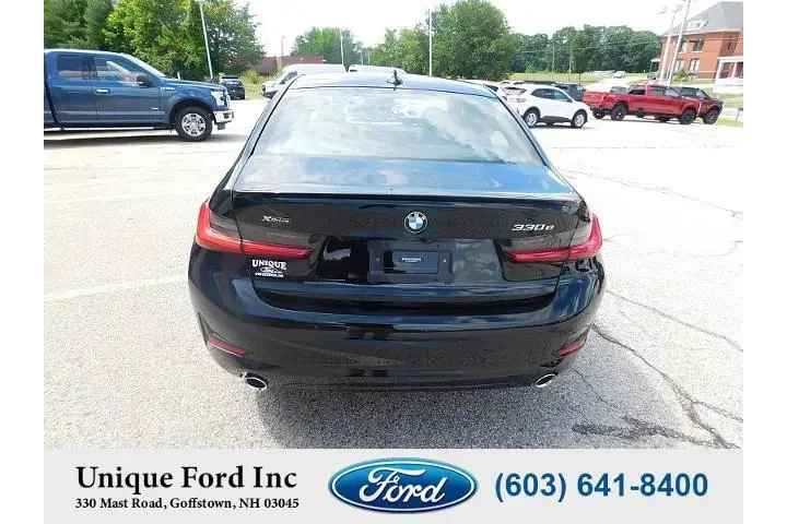 $29977 : BMW 3 Series 2021 AWD 330e x image 7