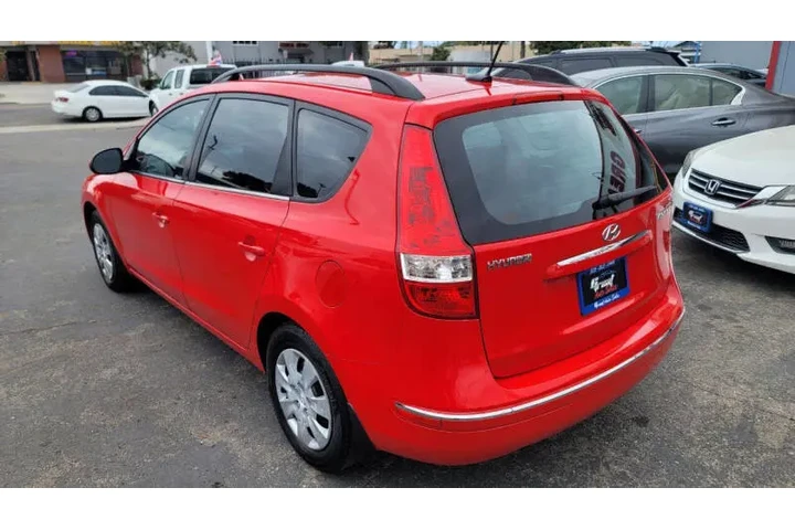 $8995 : 2010 Elantra Touring GLS image 7