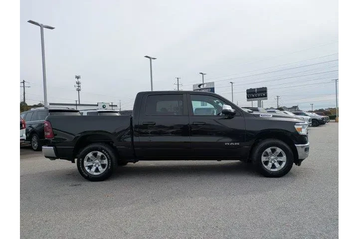 $32995 : Ram 1500 2024 4x2 Laramie 4d image 4