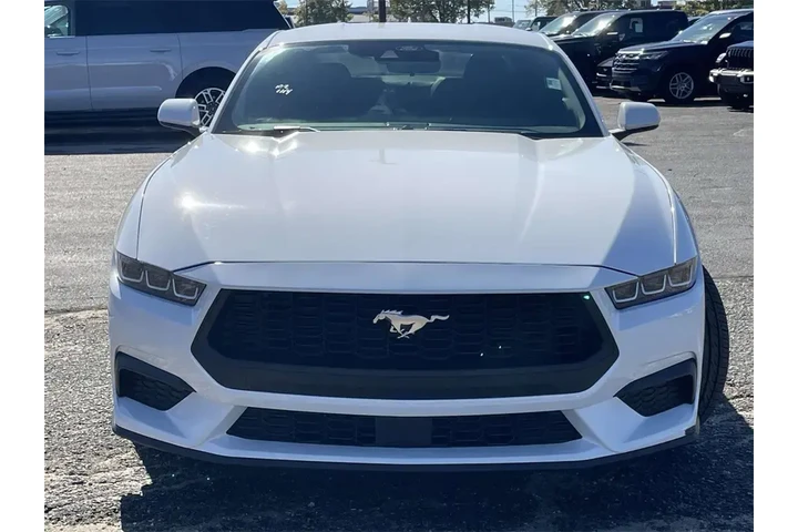 $27499 : Ford Mustang 2024 EcoBoost 2 image 8